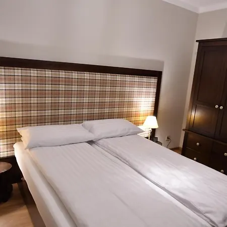 Tweed House * Budapest